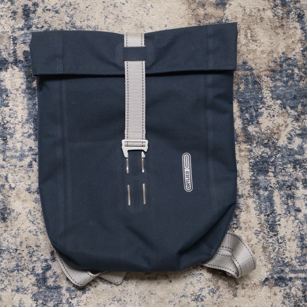 Ortlieb Commuter Daypack Rolltop Backpack  Blue Waterproof German Great Cond